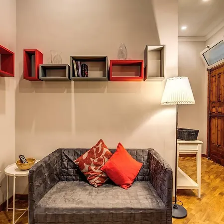 Apartment Via Del Pantheon Rome